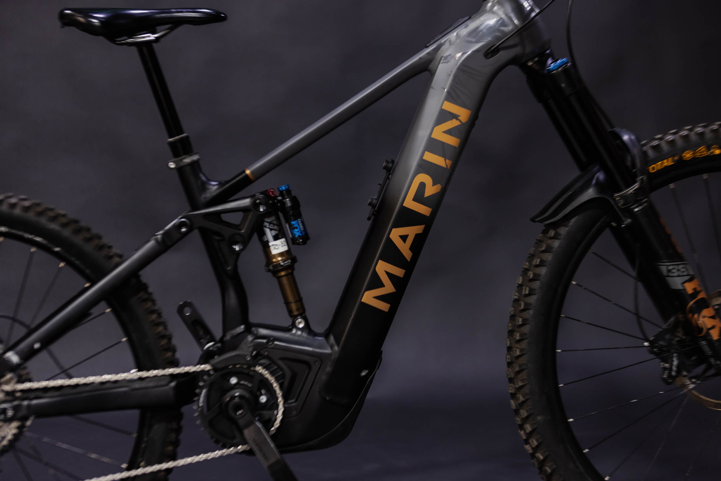 Bicicleta de Montaña Asistida Doble Suspensión Marin Alpine Trail E2 29/27.5" Talla Medium (2024) Seminueva