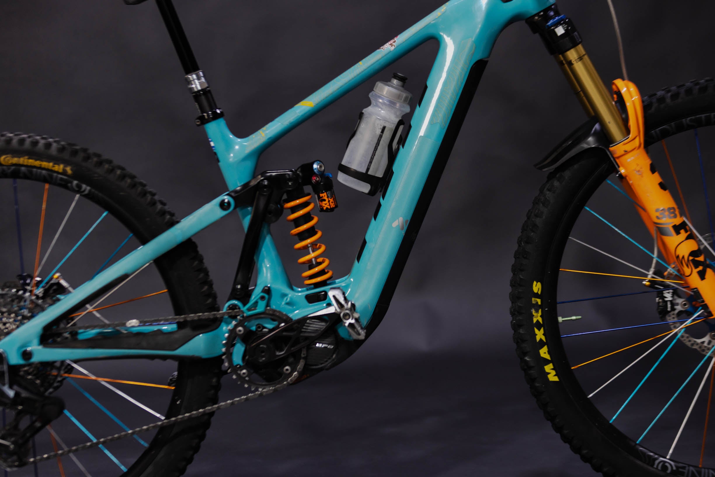 Bicicleta de Montaña asistida Doble Suspension YT E160 Talla Medium (2024) Seminueva