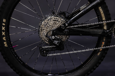 Bicicleta de Montaña Asistida Doble Suspensión Marin Alpine Trail E2 29/27.5" Talla Medium (2023) Seminueva