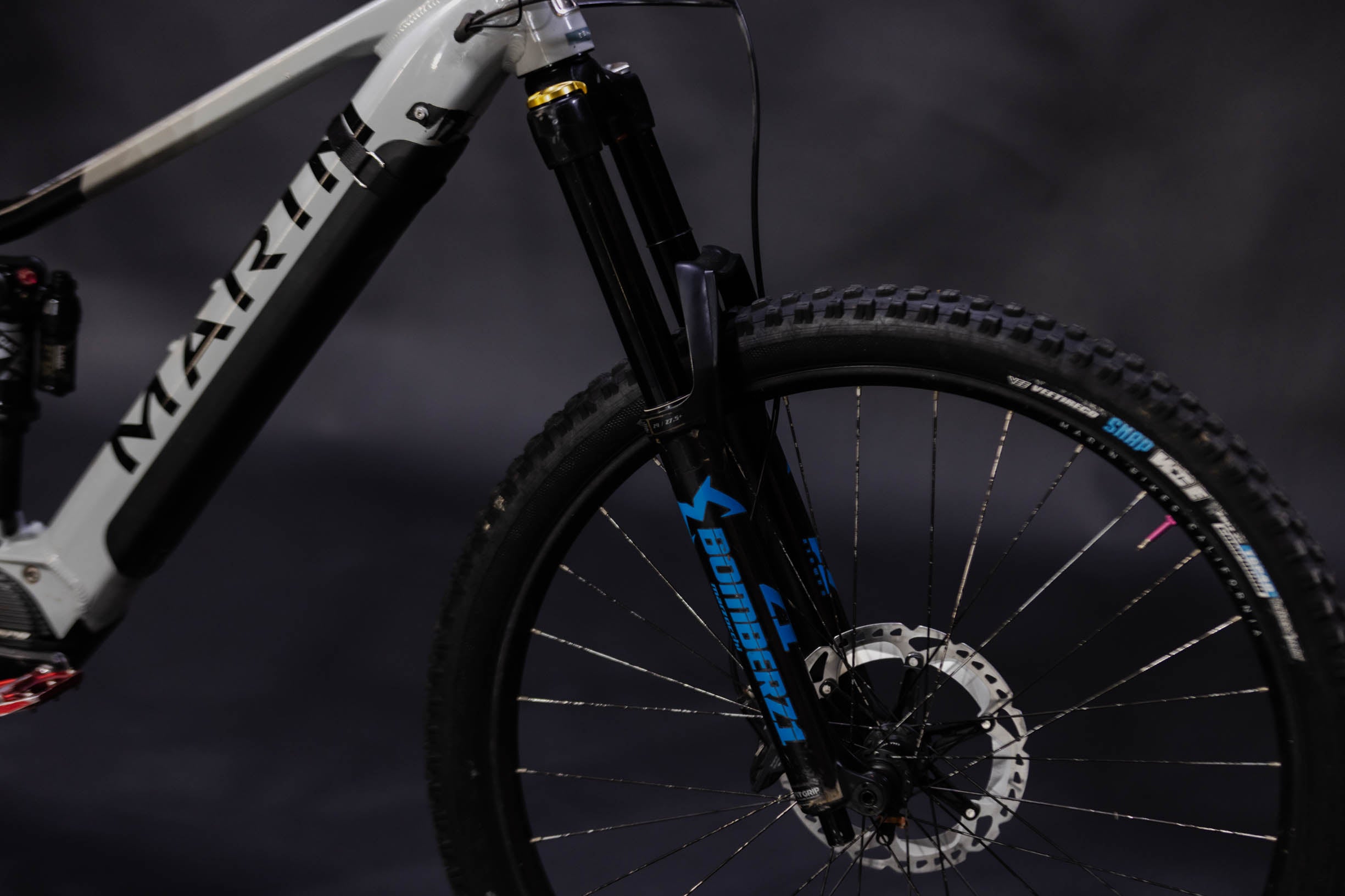 Bicicleta de Montaña Asistida Doble Suspensión Marin Alpine Trail E2 29/27.5" Talla Medium (2023) Seminueva