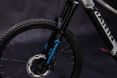 Bicicleta de Montaña Asistida Doble Suspensión Marin Alpine Trail E2 29/27.5" Talla Medium (2023) Seminueva