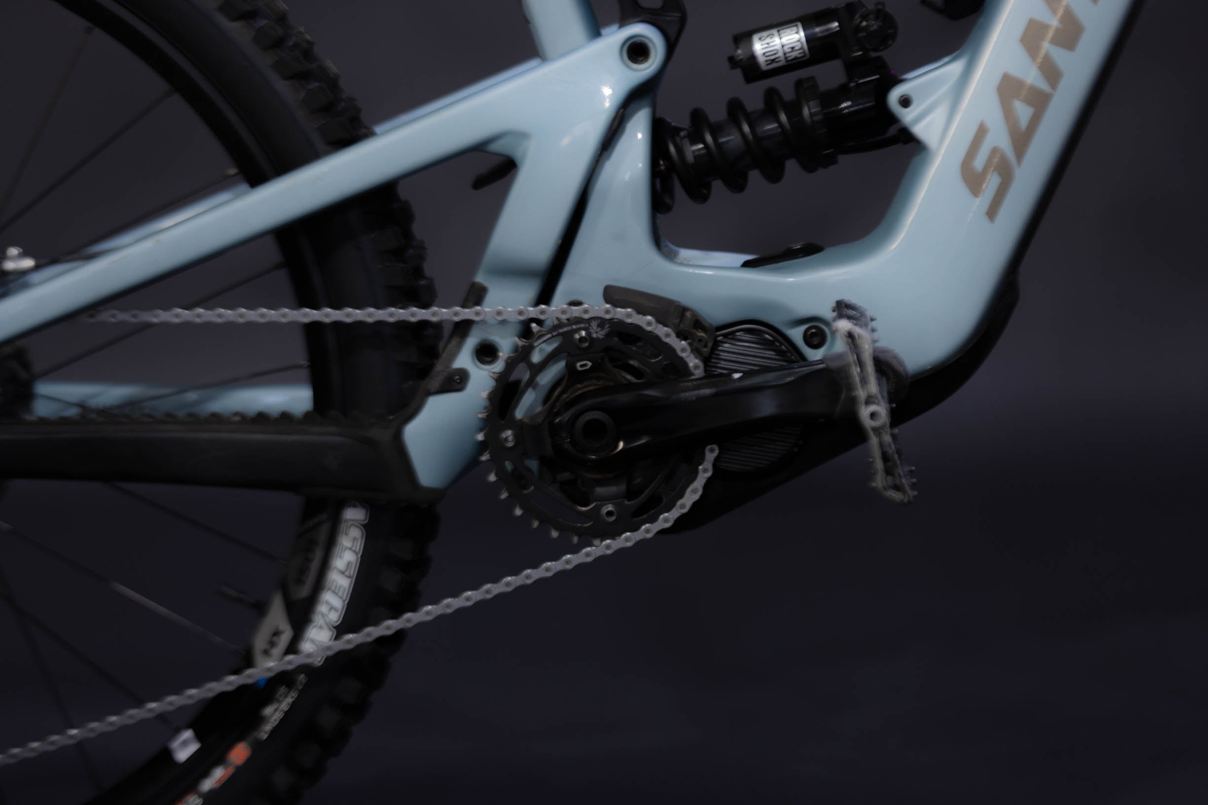 Bicicleta de Montaña Asistida Doble Supensión Santa Cruz Bullit CC 29/27.5" Talla Large (2023) Seminueva