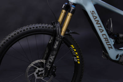 Bicicleta de Montaña Asistida Doble Supensión Santa Cruz Bullit CC 29/27.5" Talla Large (2023) Seminueva