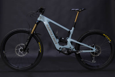 Bicicleta de Montaña Asistida Doble Supensión Santa Cruz Bullit CC 29/27.5" Talla Large (2023) Seminueva