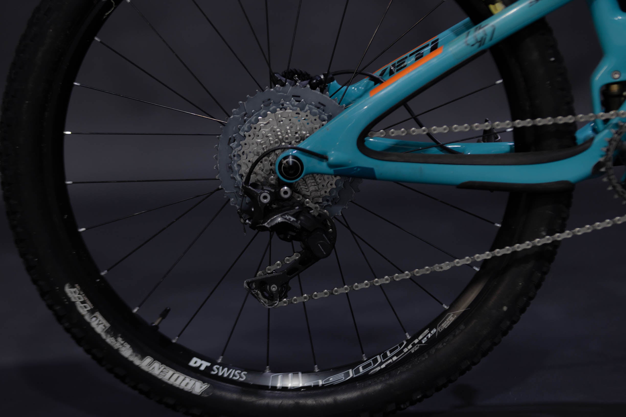 Bicicleta de Montaña Doble Supensión Yeti Cycles SB5 27.5" Talla Small (2019) Seminueva