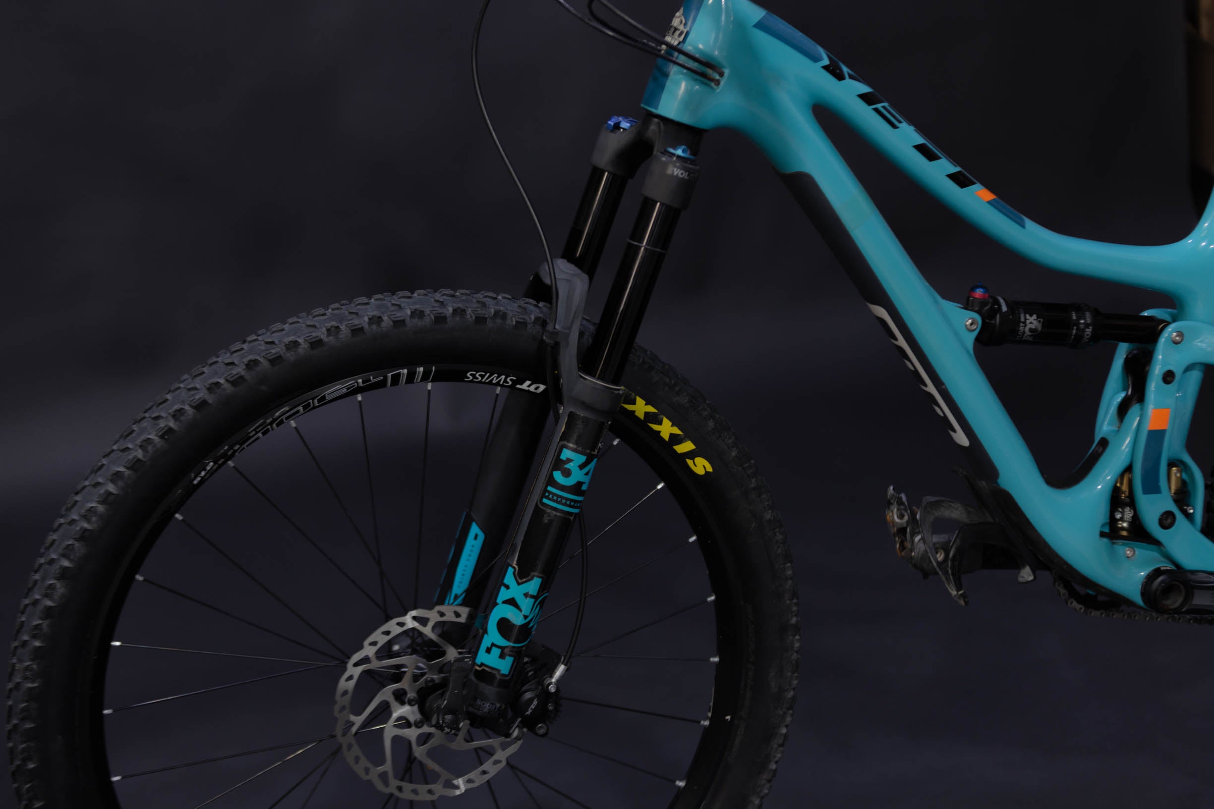Bicicleta de Montaña Doble Supensión Yeti Cycles SB5 27.5" Talla Small (2019) Seminueva