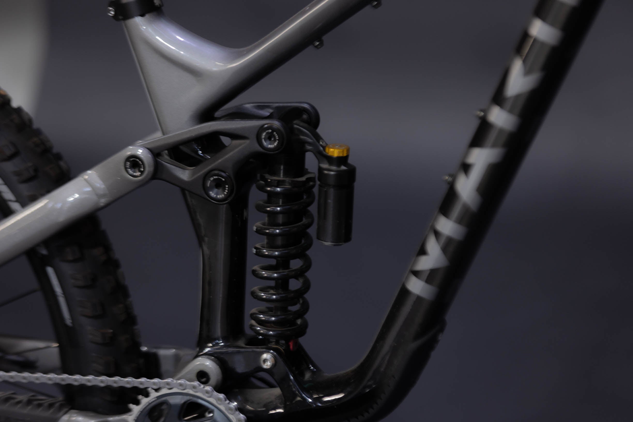 Bicicleta de Montaña Doble Suspensión Marin Bikes Alpine Trail Carbon 27.5/29" Talla Medium  (2024) Seminueva