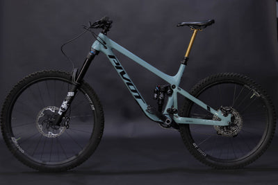 Bicicleta De Montaña Doble Suspensión Pivot Cycles Mach 6 27.5/29" Talla Large (2024) Seminueva