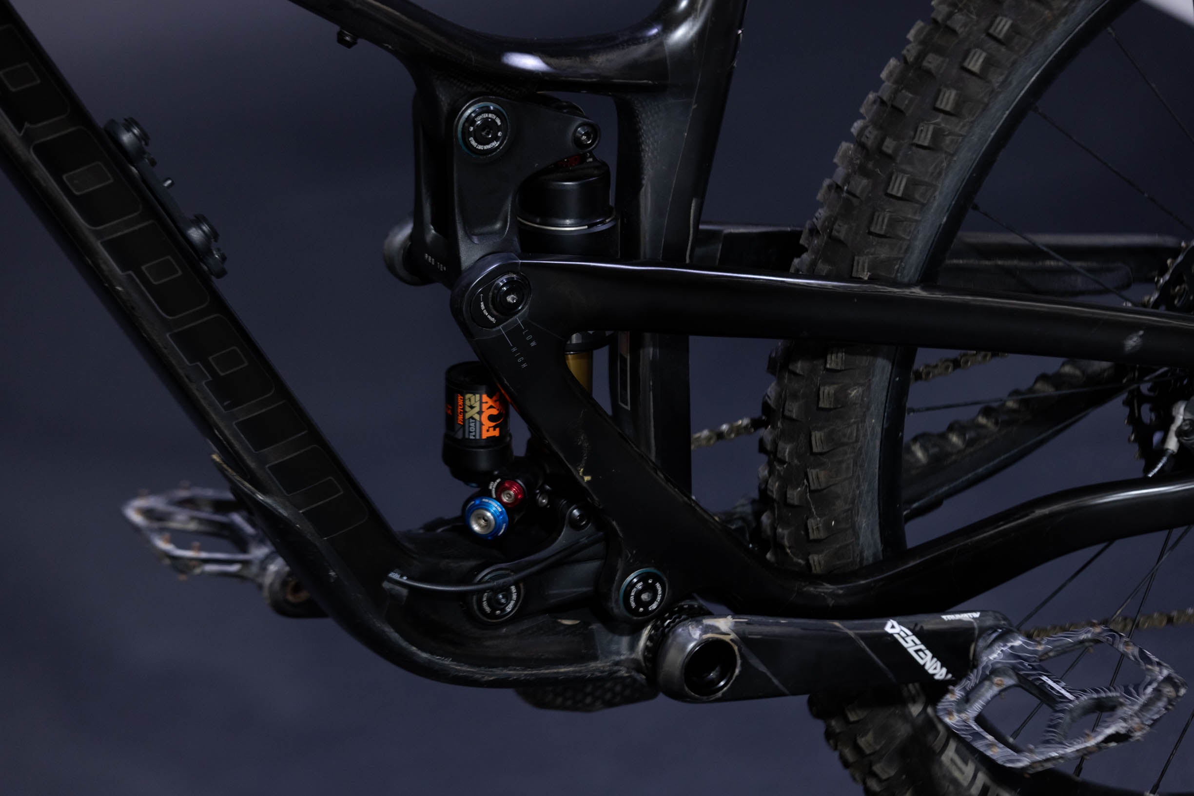 Bicicleta de Montaña Doble Suspensión Propain Tyee 5 27.5" Talla Small (2025) Seminueva