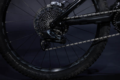 Bicicleta de Montaña Asistida Doble Suspensión Specialized Levo Expert Carbon 27./29" Talla S5 (2024) Seminueva