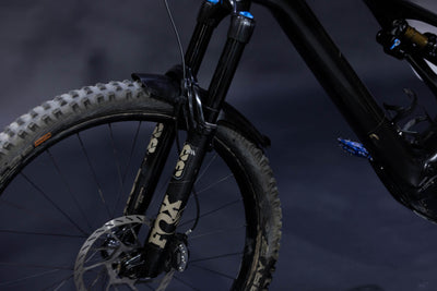 Bicicleta de Montaña Asistida Doble Suspensión Specialized Levo Expert Carbon 27./29" Talla S5 (2024) Seminueva