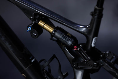 Bicicleta de Montaña Asistida Doble Suspensión Specialized Levo Expert Carbon 27./29" Talla S5 (2024) Seminueva