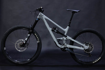 Bicicleta de Montaña Doble Suspension YT Capra MX Core 2 Rodado 27,5/29" Talla Medium  (2023) Seminueva