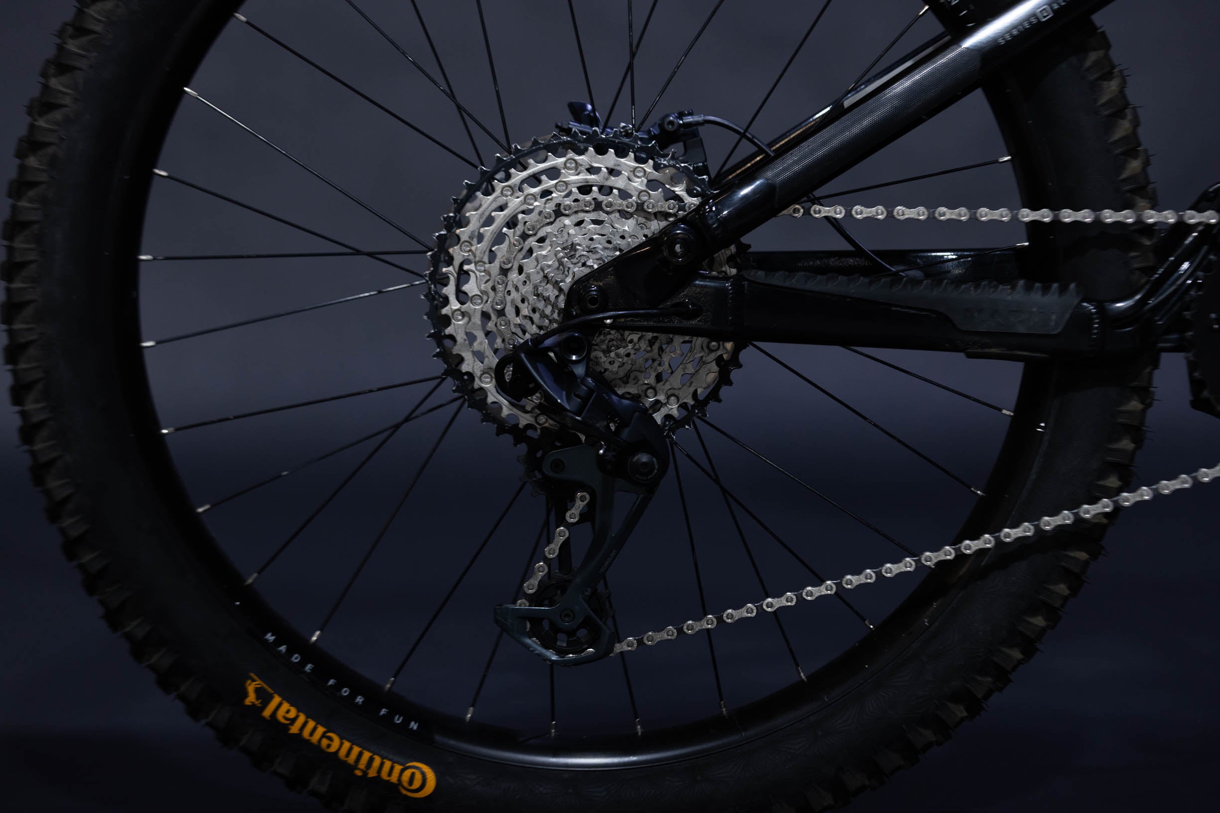 Bicicleta de Montaña Asistida Doble Suspensión Marin Alpine Trail E2 29" Talla Large (2022) Seminueva