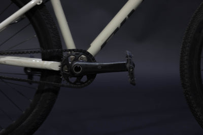 Bicicleta de ciudad Dirt Jump Pivot Point Talla Regular Rodado 26" (2024) Seminueva