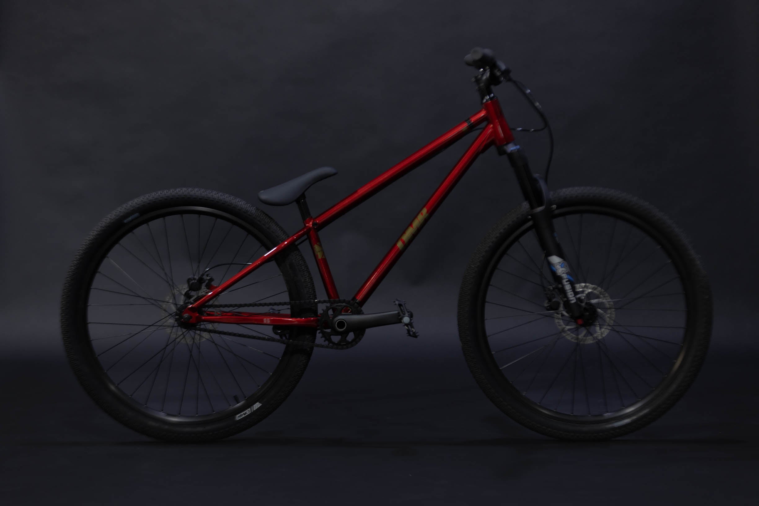 Bicicleta de ciudad Dirt Jump DMR Sect Pro Talla Regular Rodado 26" (2022) Seminueva