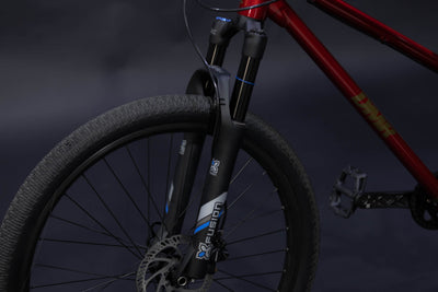 Bicicleta de ciudad Dirt Jump DMR Sect Pro Talla Regular Rodado 26" (2022) Seminueva