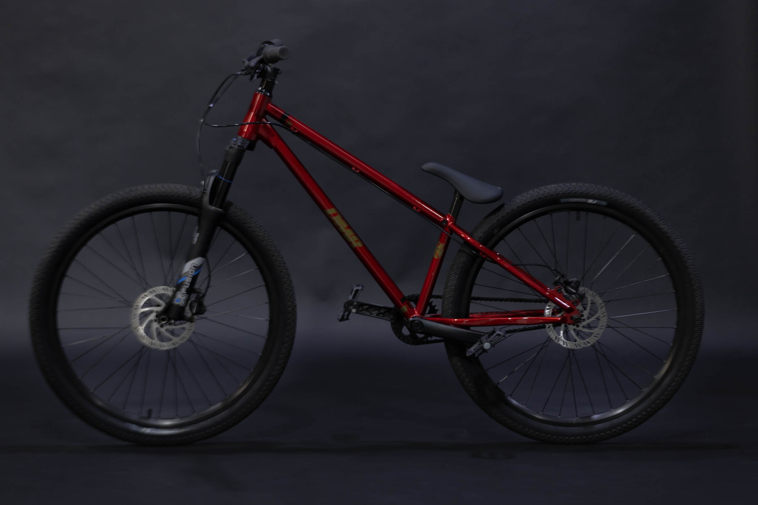 Bicicleta de ciudad Dirt Jump DMR Sect Pro Talla Regular Rodado 26" (2022) Seminueva