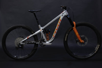 Bicicleta De Montaña Doble Suspensión Pivot Cycles Firebird 29" Talla Small (2024) Seminueva