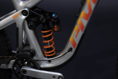Bicicleta De Montaña Doble Suspensión Pivot Cycles Firebird 29" Talla Small (2024) Seminueva