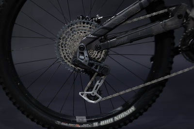 Bicicleta De Montaña asistida Doble Suspension Norco Range 29" Talla S2 (2024) Seminueva