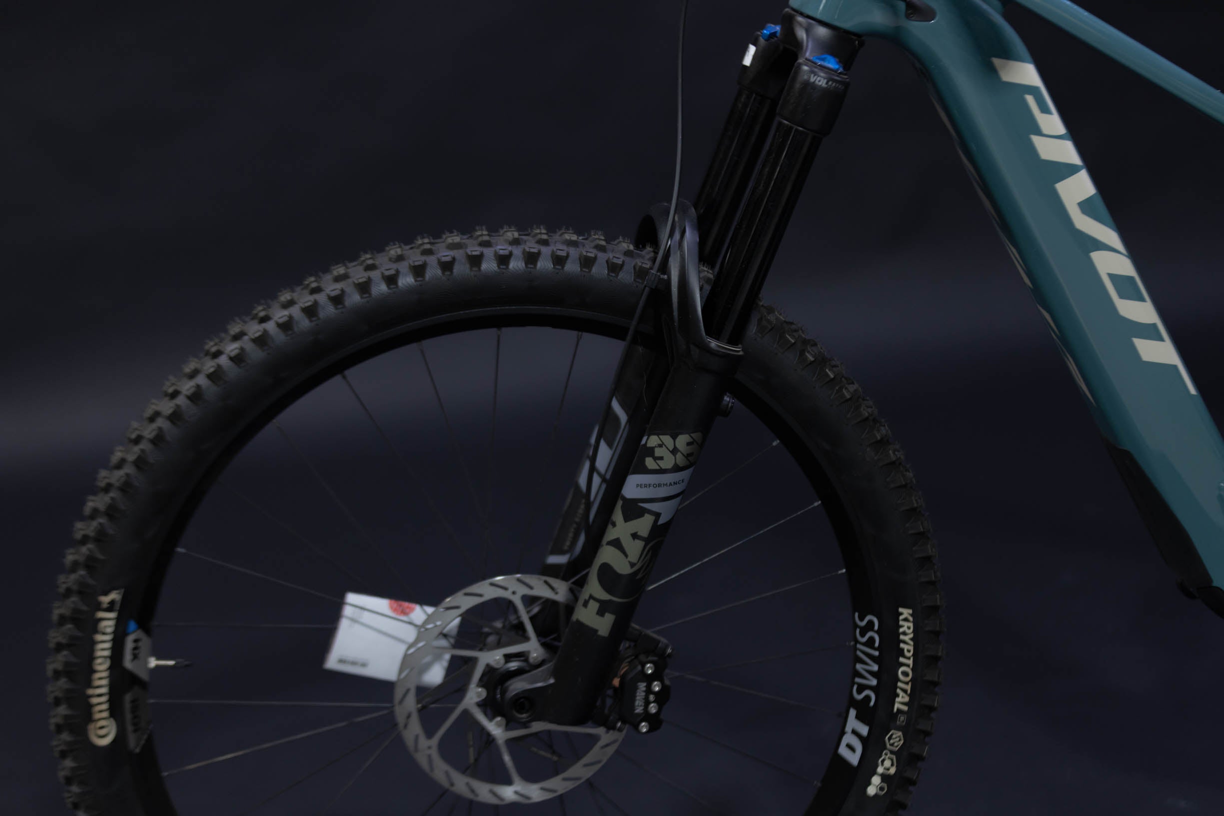 Bicicleta de Montaña Asistida Doble Suspensión Pivot Cycles Shuttle LT 29" Talla Small (2025) (NUEVA)