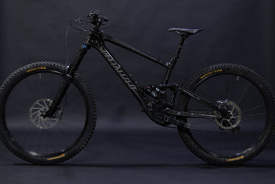 Bicicleta de Montaña Asistida Doble Suspensión Specialized Kenevo SL 2 29" Talla Large S5 (2023) Seminueva