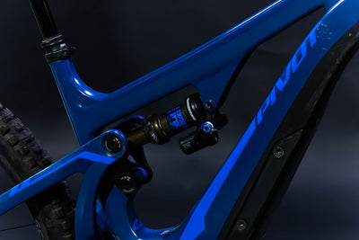 Bicicleta de Montaña Asistida Doble Suspensión Pivot Cycles Shuttle AM 29" Talla Medium (2022) Seminueva