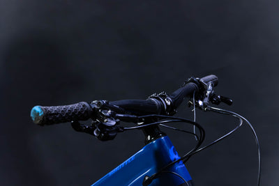 Bicicleta de Montaña Asistida Doble Suspensión Pivot Cycles Shuttle AM 29" Talla Medium (2022) Seminueva