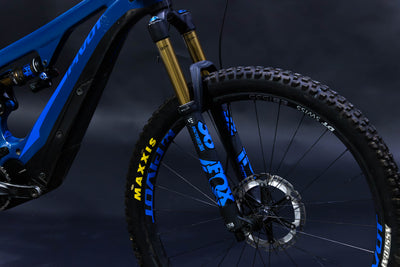 Bicicleta de Montaña Asistida Doble Suspensión Pivot Cycles Shuttle AM 29" Talla Medium (2022) Seminueva