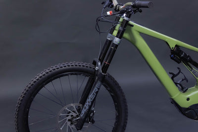 Bicicleta de Montaña Asistida Doble Suspensión Specialized Kenevo 27.5" Talla Large S4 (2022) Seminueva