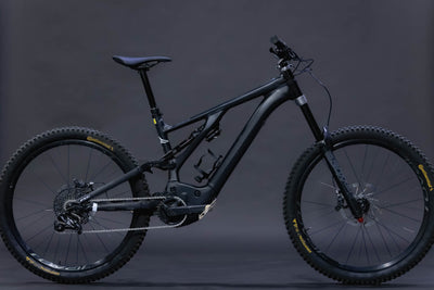 Bicicleta de Montaña Asistida Doble Suspensión Specialized Kenevo 27.5" Talla Large S4 (2021) Seminueva