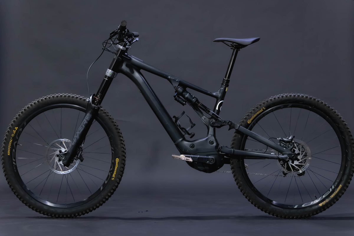 Bicicleta de Montaña Asistida Doble Suspensión Specialized Kenevo 27.5" Talla Large S4 (2021) Seminueva