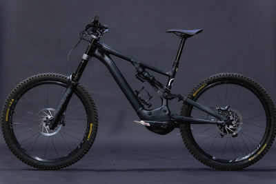 Bicicleta de Montaña Asistida Doble Suspensión Specialized Kenevo 27.5" Talla Large S4 (2021) Seminueva