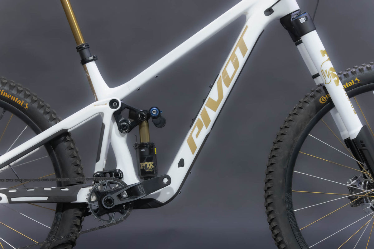 Bicicleta De Montaña Doble Suspensión Pivot Cycles Firebird 29" Talla Medium (2025) Seminueva