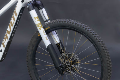 Bicicleta De Montaña Doble Suspensión Pivot Cycles Firebird 29" Talla Medium (2025) Seminueva