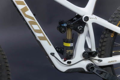 Bicicleta De Montaña Doble Suspensión Pivot Cycles Firebird 29" Talla Medium (2025) Seminueva