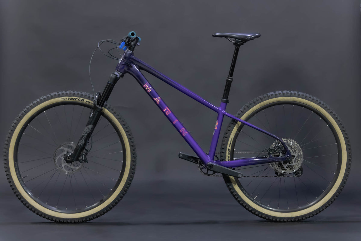 Bicicleta De Montaña HardTail Marin San Quentin 2/3 29" Talla Medium (2026) Seminueva