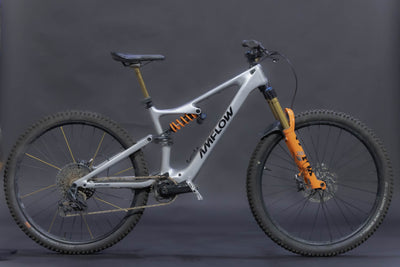 Bicicleta de Montaña Asistida Doble Suspensión Amflow PL Carbon  29" Talla Medium (2025) (Seminueva)
