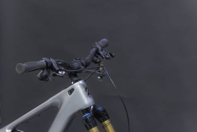 Bicicleta de Montaña Asistida Doble Suspensión Amflow PL Carbon  29" Talla Medium (2025) (Seminueva)