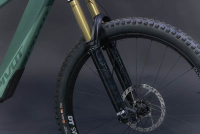 Bicicleta de Montaña Asistida Doble Suspensión Pivot Cycles Shuttle LT 29" Talla Medium (2023) Seminueva