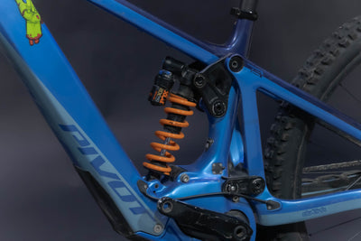 Bicicleta de Montaña Asistida Doble Suspensión Pivot Cycles Shuttle LT 29/27.5" Talla Large (2023) Seminueva