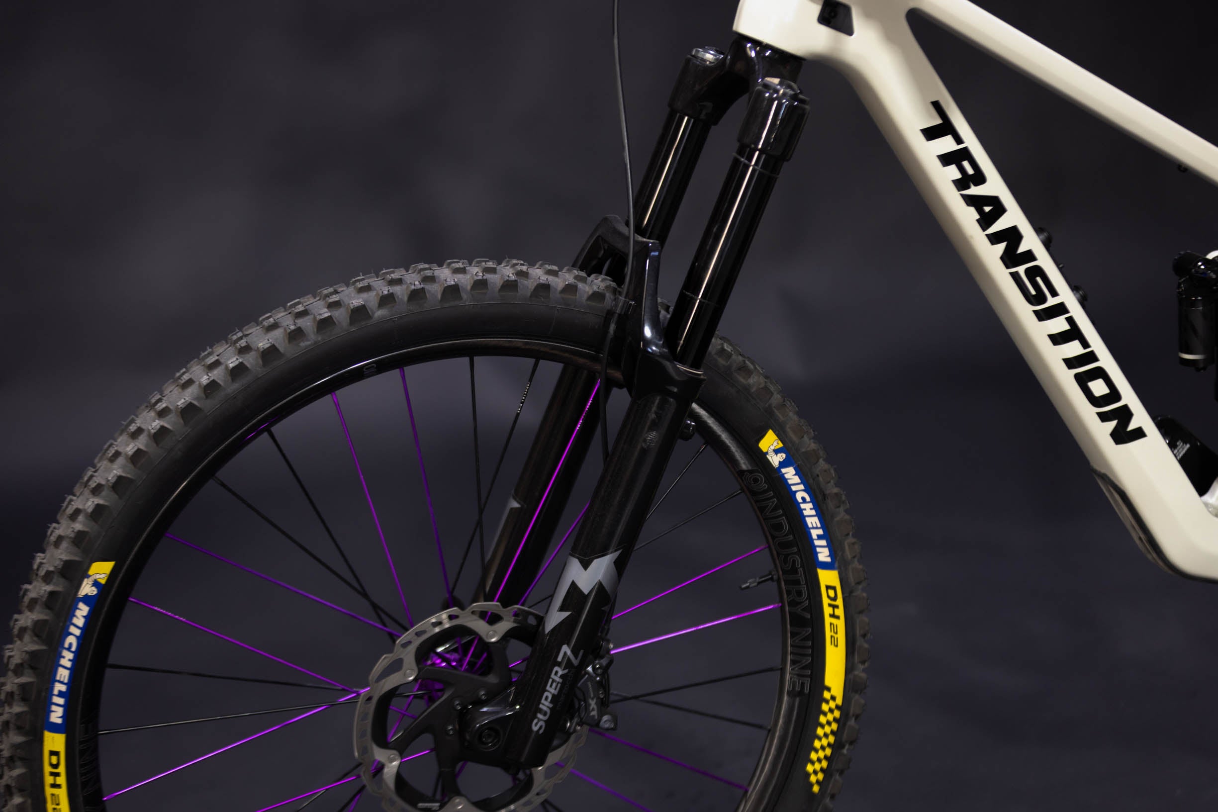 Bicicleta de Montaña Doble Suspensión Transition Sentinel 29" Talla Medium (2025) Nueva