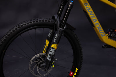 Bicicleta de Montaña Doble Supensión Santa Cruz Bronson  27.5/29" Talla Large (2022) Seminueva