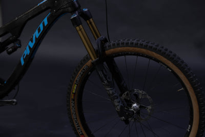 Bicicleta De Montaña Doble Suspensión Pivot Cycles Firebird 27.5" Talla Large (2019) Seminueva
