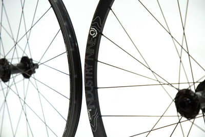 Juego de Rodados (Mullet)  Industry Nine 1:1 Enduro SUPERBOOST