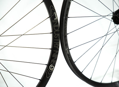 Juego de Rodados (Mullet)  Industry Nine 1:1 Enduro SUPERBOOST