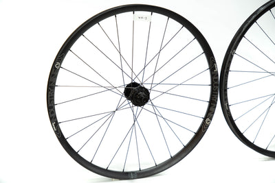 Juego de Rodados (Mullet)  Industry Nine 1:1 Enduro SUPERBOOST
