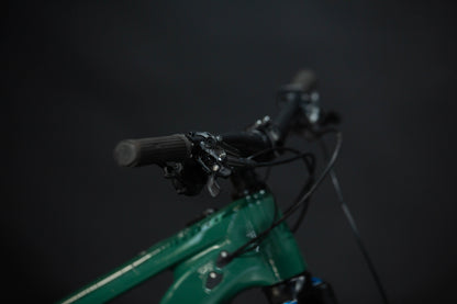 Bicicleta de Montaña Asistida Doble Suspensión Pivot Cycles Shuttle LT 29" Talla Medium (2023) Seminueva