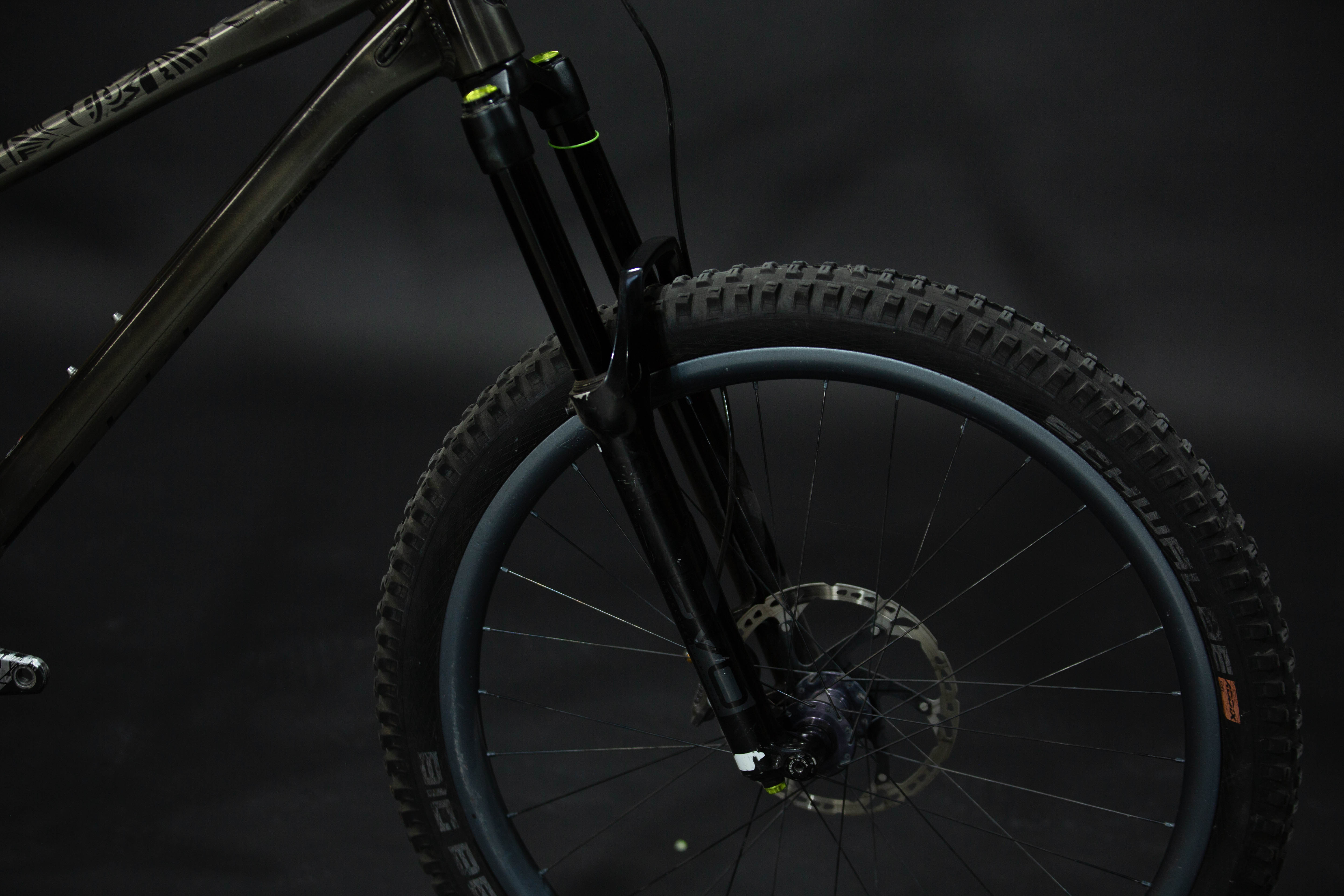 Bicicleta De Montaña Doble Suspensión Banshee Titan 29/27.5" Talla Large (2022) Seminueva